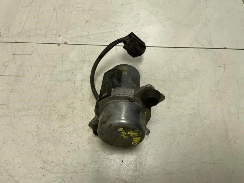 VOLVO V50 T5 2005 BOMBA DE VACÍO DE FRENO DE FÁBRICA Foto 4 de 4