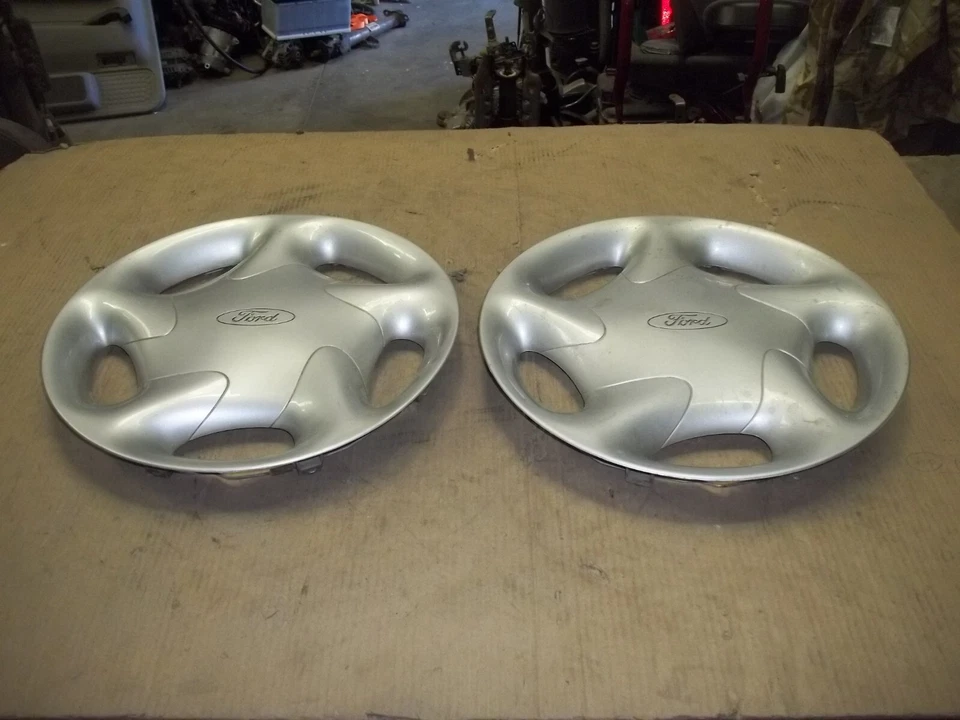 93 94 95 96 97 Ford Probe Tapacubos Llanta Cubierta Tapacubos 14" IZQUIERDO OEM USADO PAR Foto 2 de 4