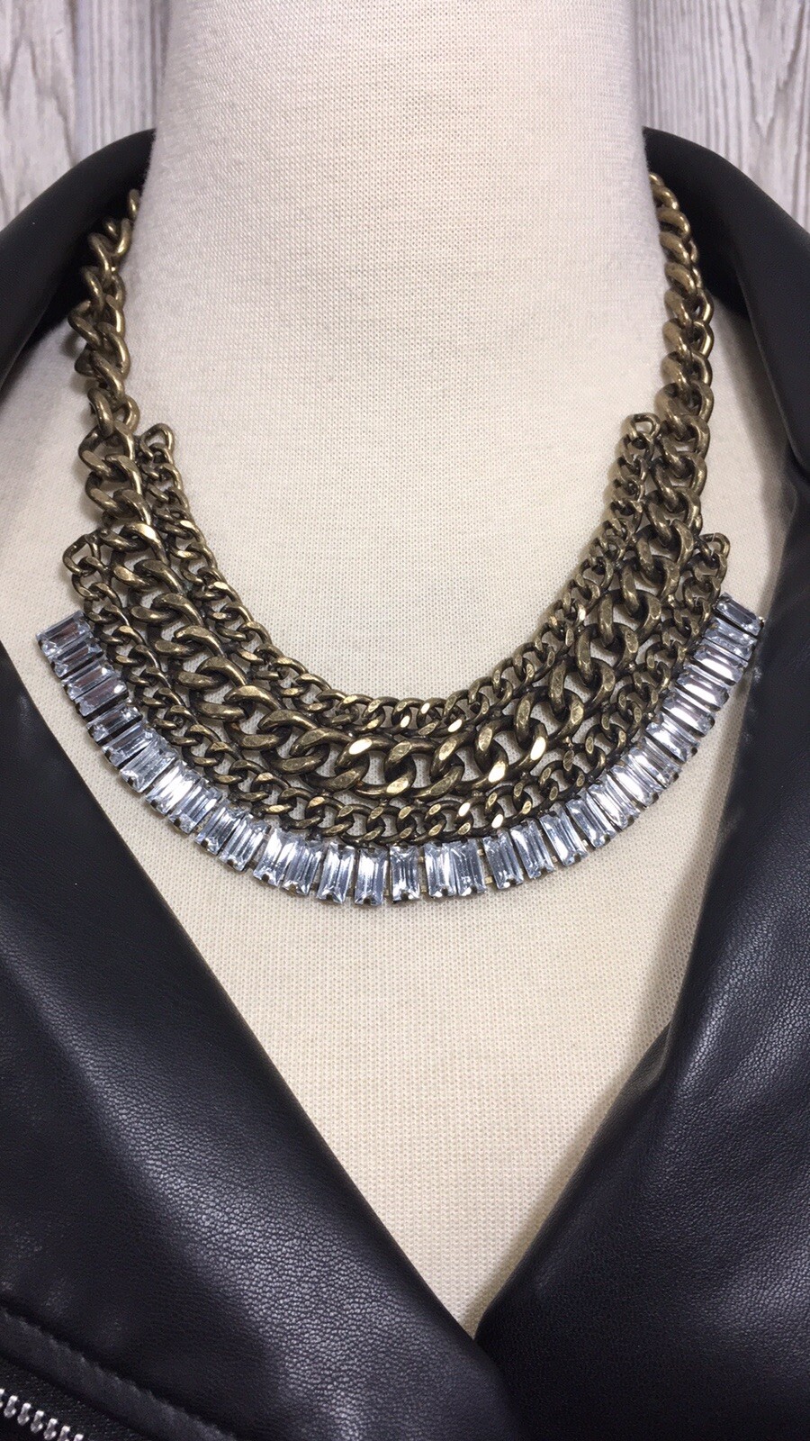 Picture 2 of 9