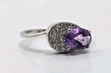 Beautiful Vintage Sterling Silver 925 Amethyst Ladies Ring Size 7