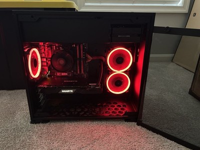 Cyberpower Gaming PC RTX 2060 Super 8GB, Ryzen 2700X, 16GB RAM, 2TB Storage