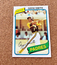 1980 Topps  #390 Ozzie Smith Crease and Stain