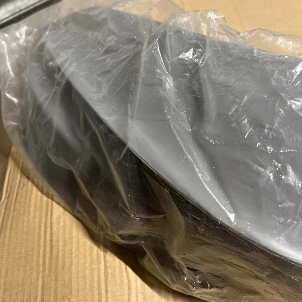 Land Rover Genuine Eyebrow Front Wheelarch Fits Defender '87-'06 '07-On MTC6875P - Image 3 of 4