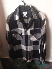 Pull & Bear Mens Checked Shirt Size Medium Long Sleeve