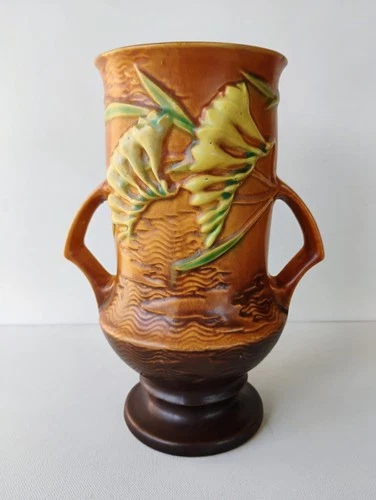 ROSEVILLE ART POTTERY BROWN FRESIA 9" VASE #123-9