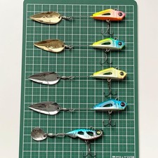Jado Kurukuru KuruKuru Atoll and one other SPING tail jig