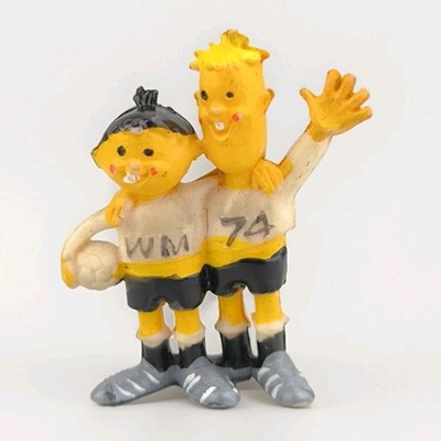 Tip und Tap Figur Maskottchen Fußball Weltmeisterschaft 1974 4,5 cm x 4 cm TOP