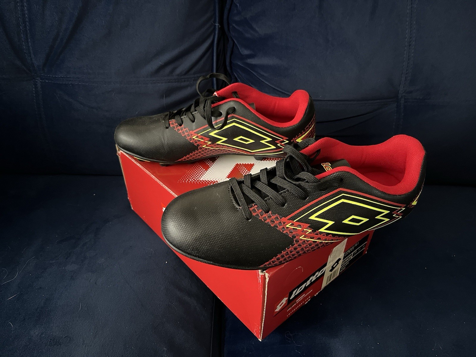 LOTTO Tacchetti Calcio Forza Elite 3 Taglia 7 5 Rosso e Nero NUOVI CON SCATOLA