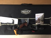 Hoyt Satori Recurve Bow 21 Black Riser Rh 2017 Hoyt Satori Recurve Bow 21 Black Riser Rh 2017