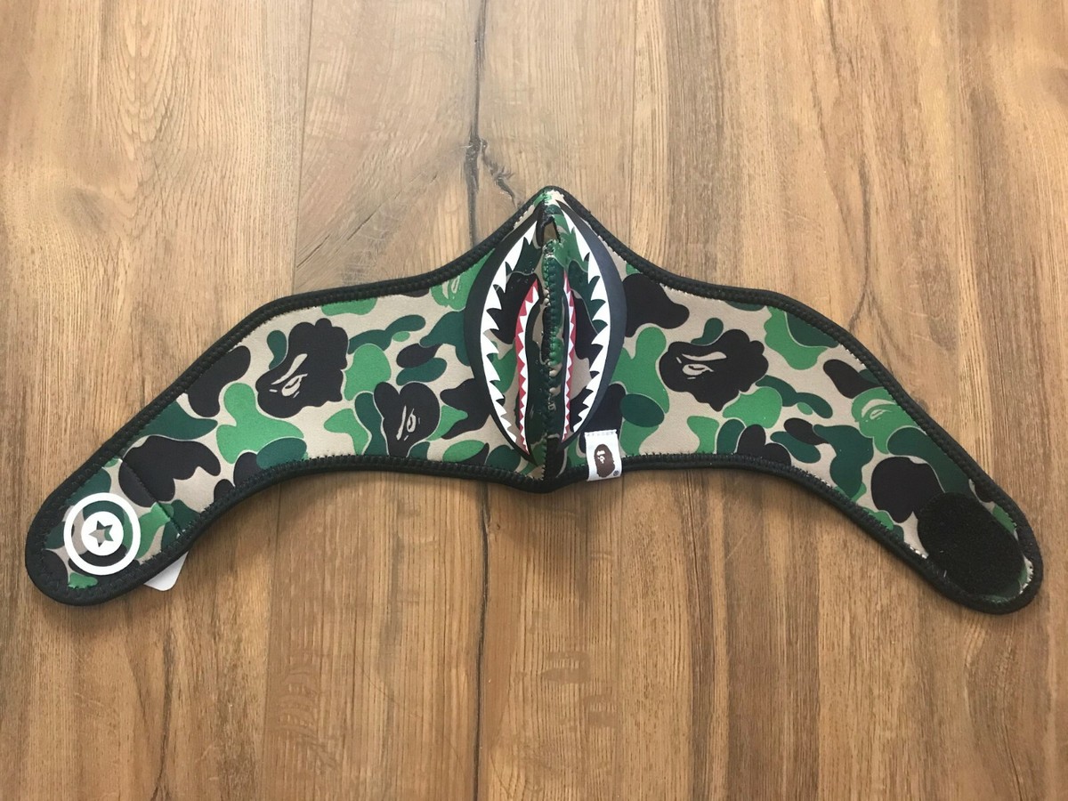 A Bathing Ape BAPE Camo ABC Shark Mask 100% Authentic (RARE A Bathing Ape BAPE Camo ABC Shark Mask 100% Authentic (RARE