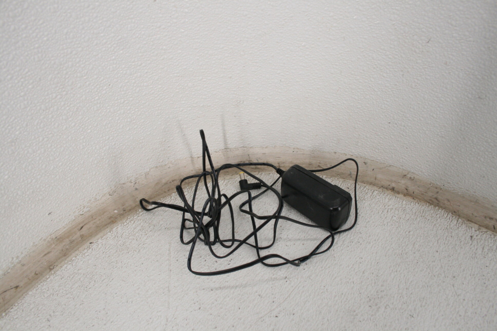 PetSafe ScoopFree Complete Plus Self Cleaning Cat Litter Box w Front