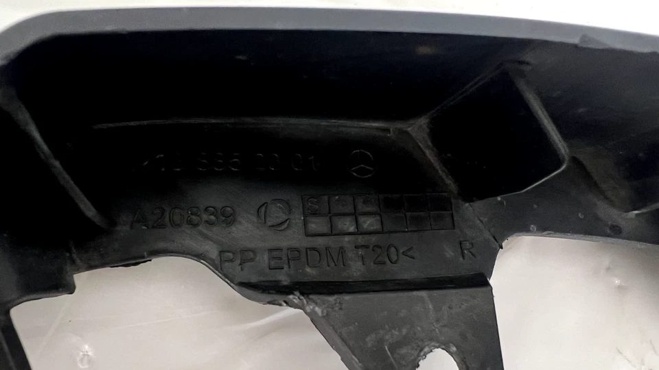 Retenedor de parachoques trasero del lado del pasajero para Mercedes-Benz E300/E400 2017 2018 Foto 4 de 4