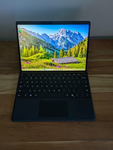 Microsoft Surface Pro (11th Edition) Copilot+ PC 13" with Keyboard