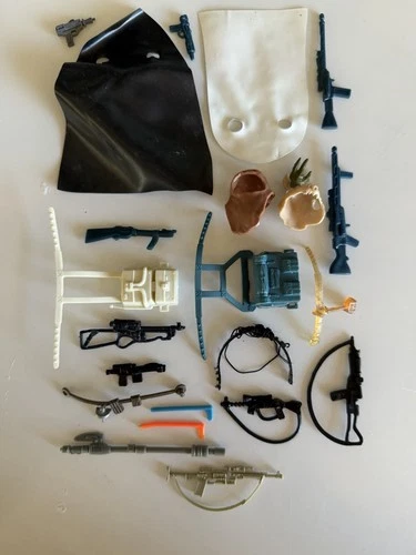 Vintage HUGE Lot Kenner Star Wars *AUTHENTIC* Weapons Blasters Accessories Capes