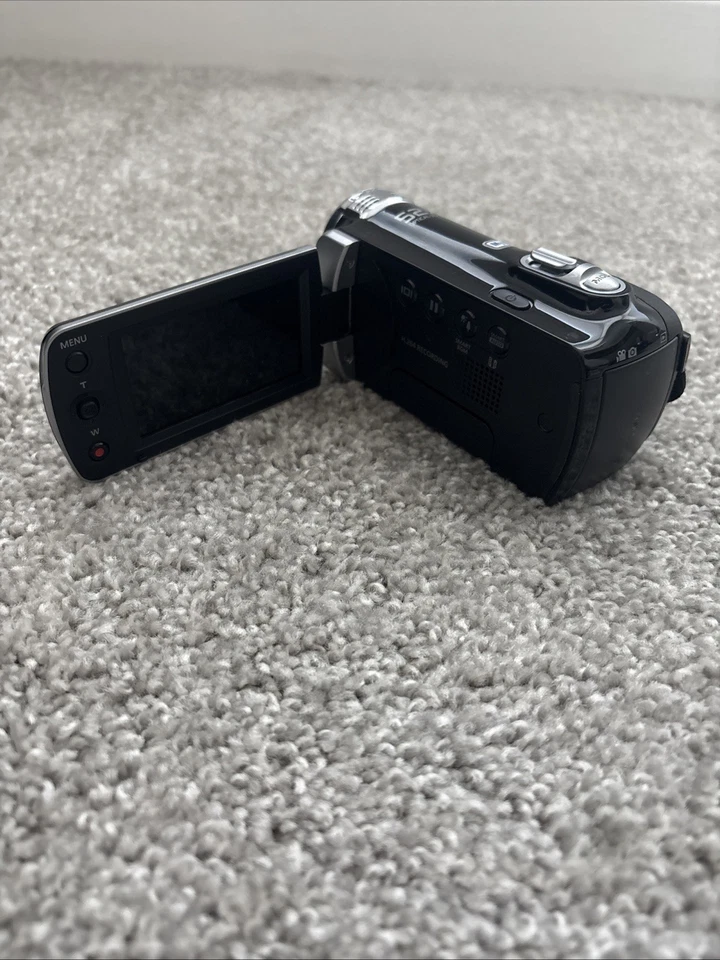 Samsung HMX-F90 Handycam 52X Optical Zoom Black Camcorder - Image 2 of 4