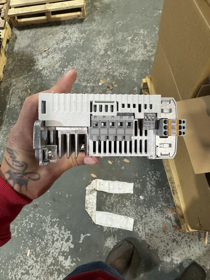 Inversor Lenze i550 Foto 3 de 4