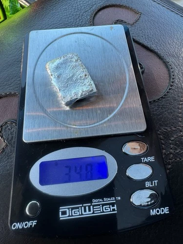 silver bar bullion Around 34.58 Grams Each You Get 1 Bar Or Round .