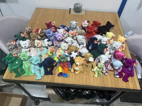 Huge Lot of 46 Vintage Ty Beanie Babies  1996-2002  Bears Only