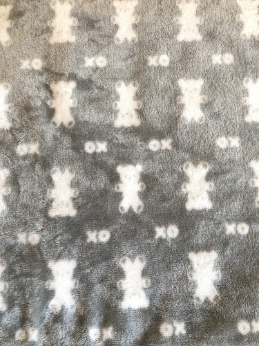 Mantas y Beyond Gris Peluche Osos de Peluche Blancos Puntos Minky Manta Bebé Amorosa - Imagen 2 de 8
