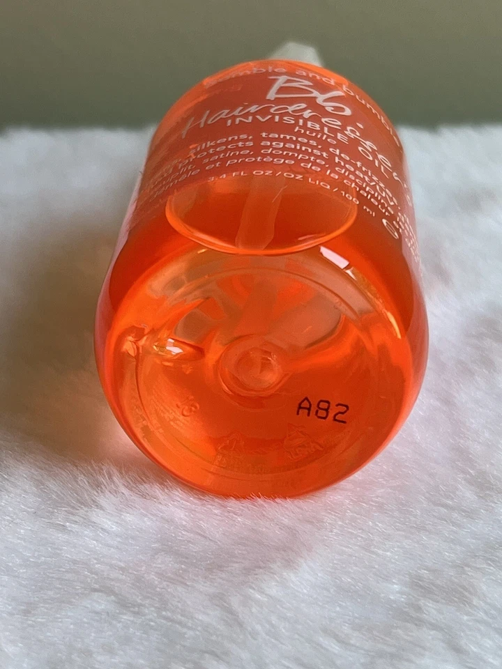 Aceite invisible de peluquería Bumble and Bumble - 3,4 fl oz Foto 4 de 4