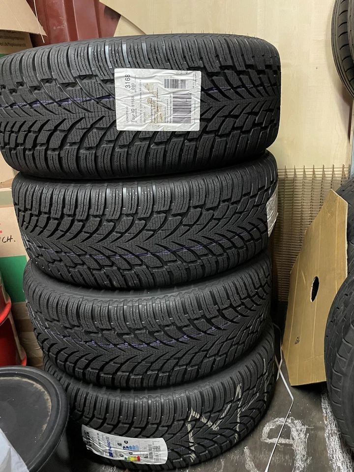 Komplett Winterräder Volvo 18" Dezent TR Dark mit 235/55 R18 Nokian Winterreifen - Bild 4 von 4