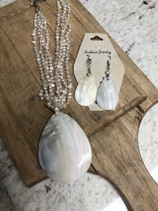 White Short Necklace With Matching Pierced Earrings 