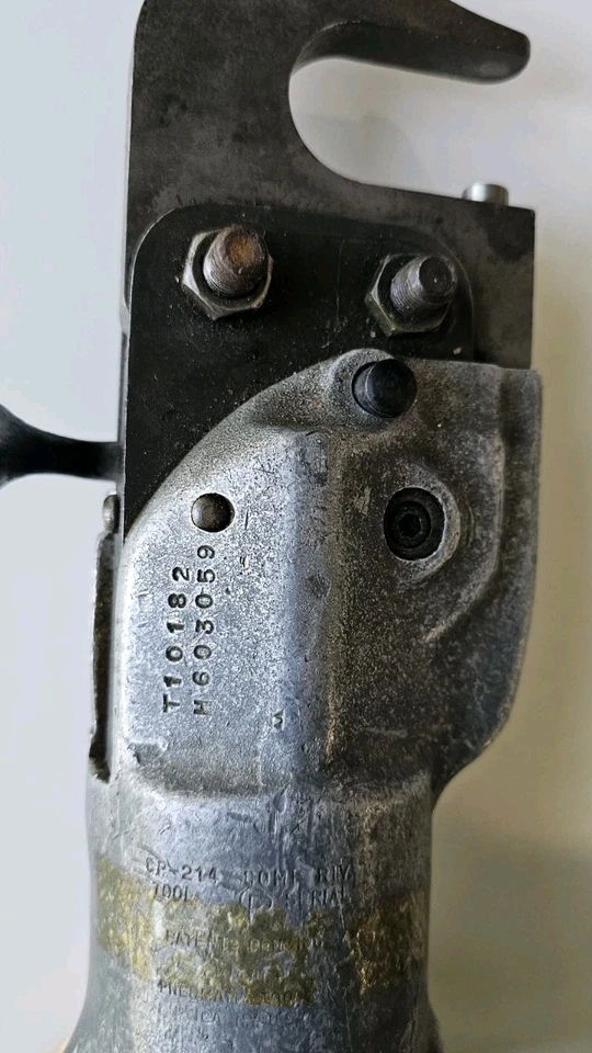 CHICAGO PNEUMATIC CP 214 COMPRESSION RIVET SQUEEZE AIRCRAFT CP214 C-SQUEEZE - Image 4 of 4