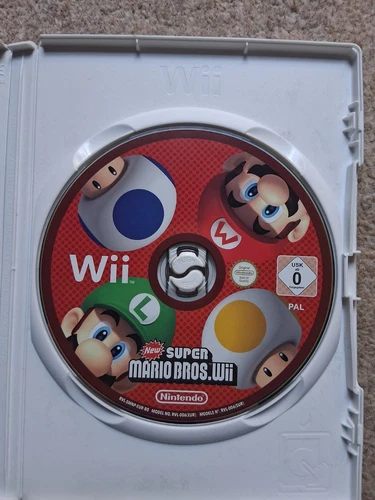 New Super Mario Bros Nintendo Wii 2009 Game PAL Disc Only Free Post