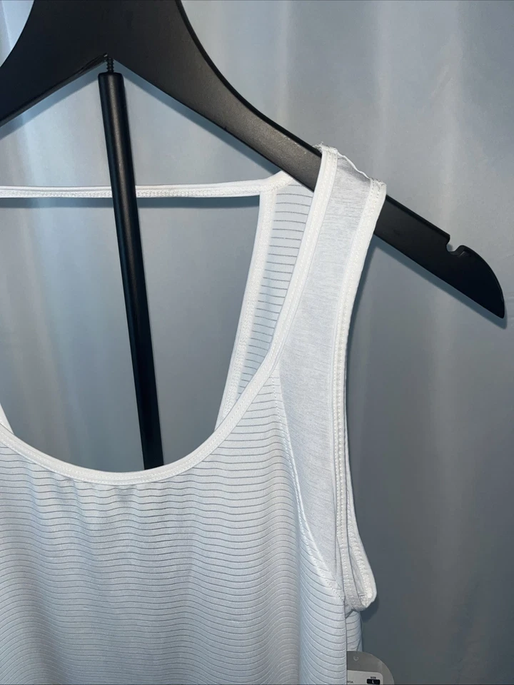 Camiseta sin mangas Bally Total Fitness blanca para mujer ropa deportiva talla L entrenamiento gimnasio deportes Foto 2 de 4