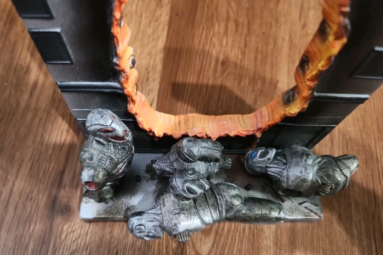 Picture 2 of 4