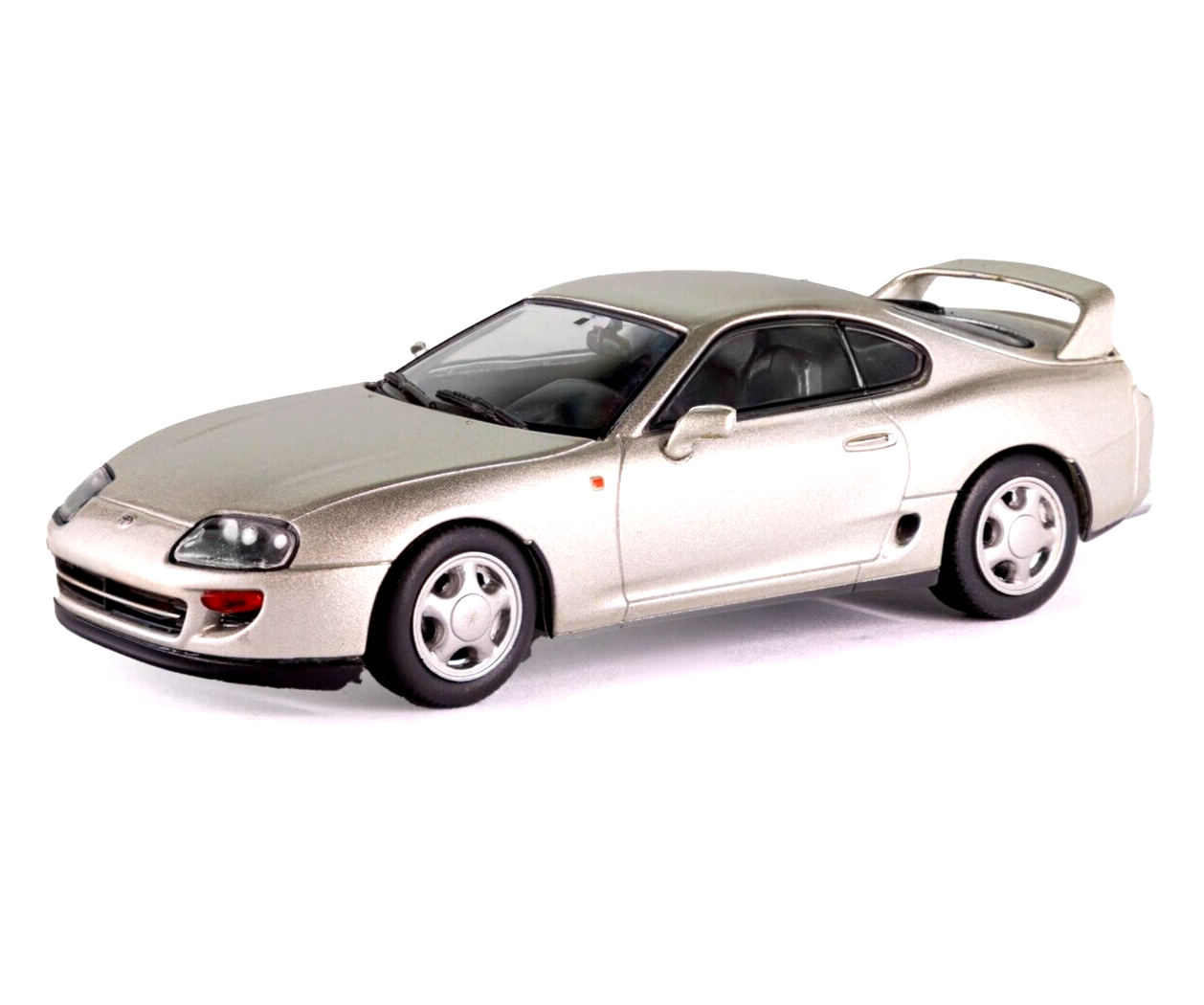 SOLIDO 1/43 DIECAST 2002 TOYOTA SUPRA MKIV MK4 (A80) IN SILVER METALLIC S4314002