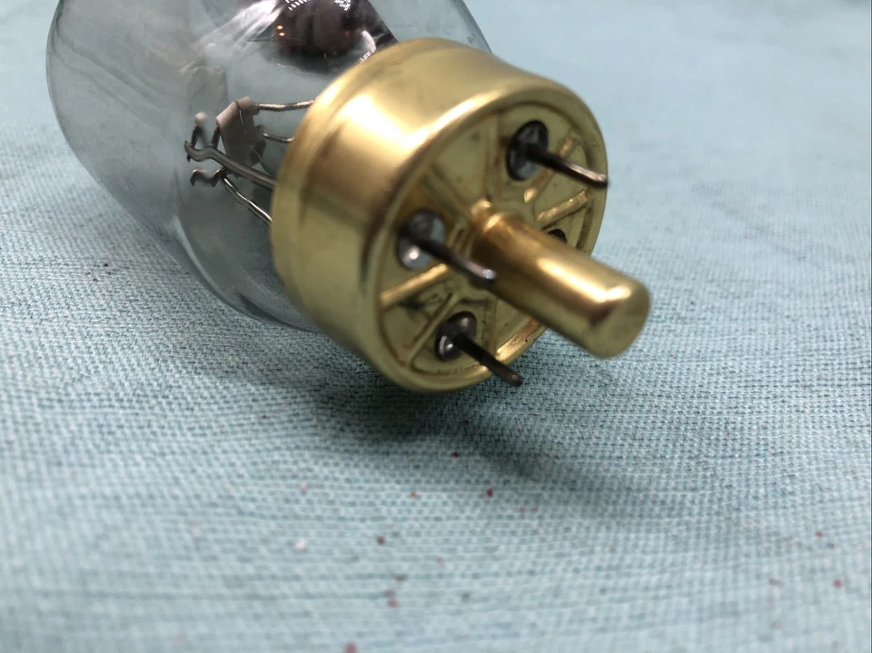 REPLACEMENT BULB FOR GAF 1488 80W 30V - Image 3 of 4