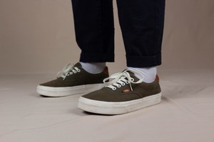 vans era olive