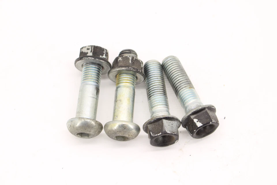 2005 HONDA CBR600RR SUBQUADRO SUBQUADRO PARAFUSOS DE MONTAGEM HARDWARE 90109-MEE-010 - Imagem 3 de 3