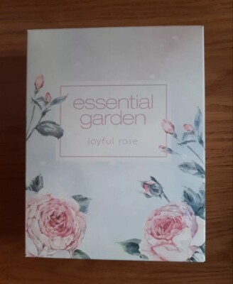  Essential Garden Set Geschenkset Joyful Rose Eau de Parfum + Duschgel Neu