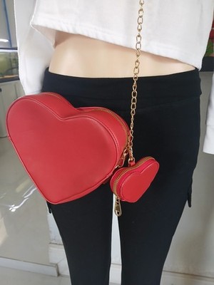 Red Heart-Shaped Crossbody Bag Gold Chain Strap Zip Closure w/ Coin Purse