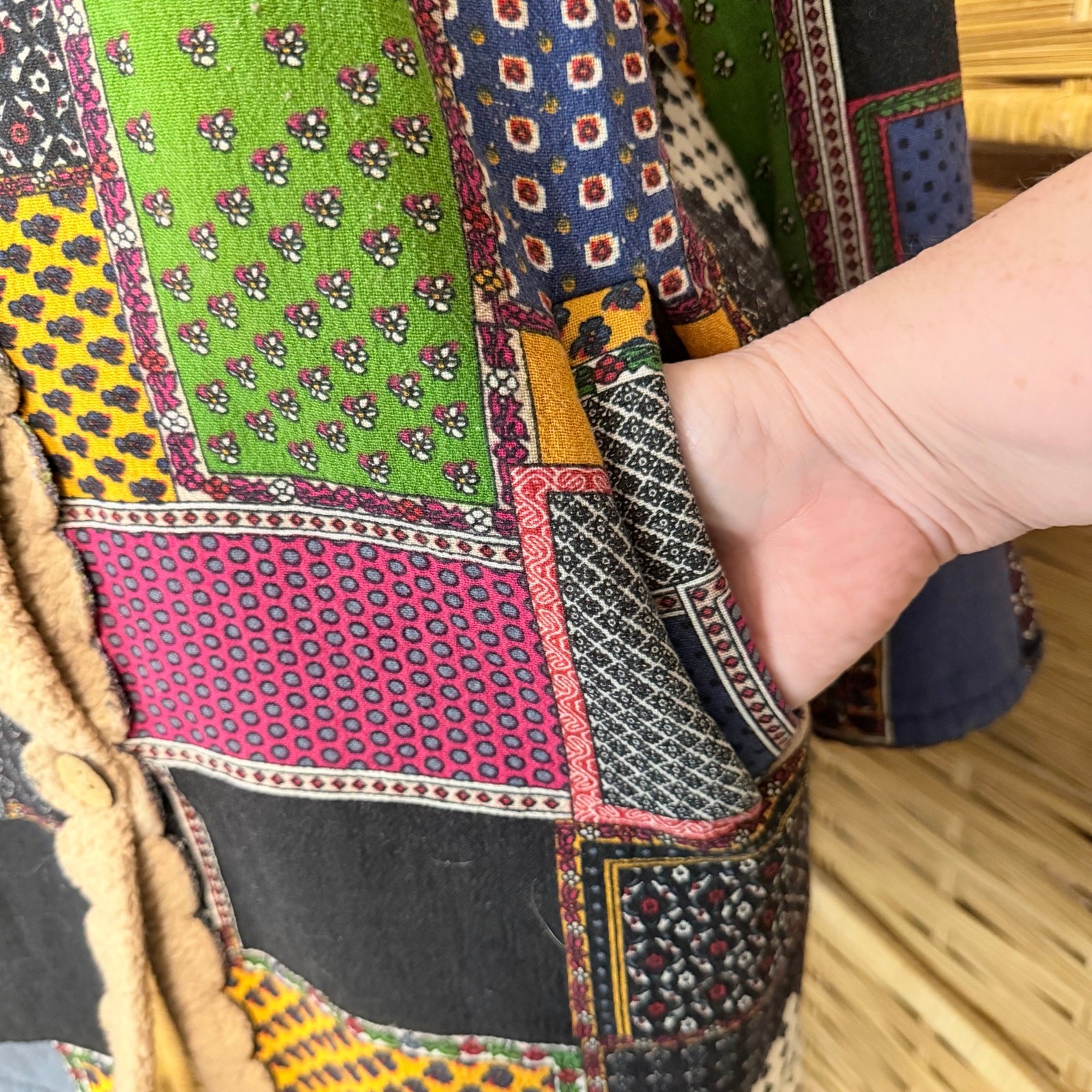 Patchwork hooded fleece lined button front jacket… - image 7