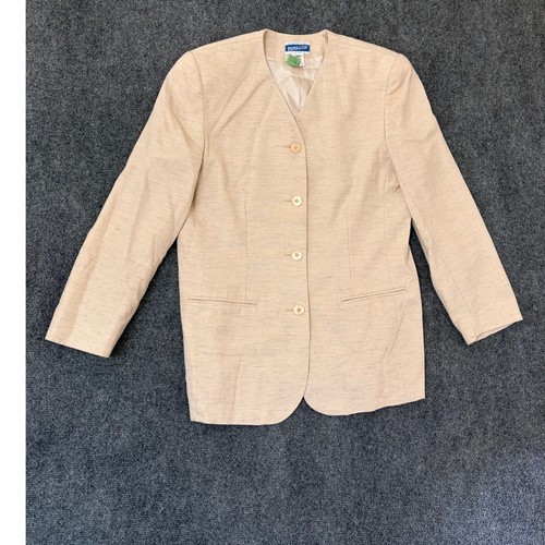 Tan 12 polyester blend VTG pantsuit blazer with notch lapels, front button closure, and two front flap pockets.