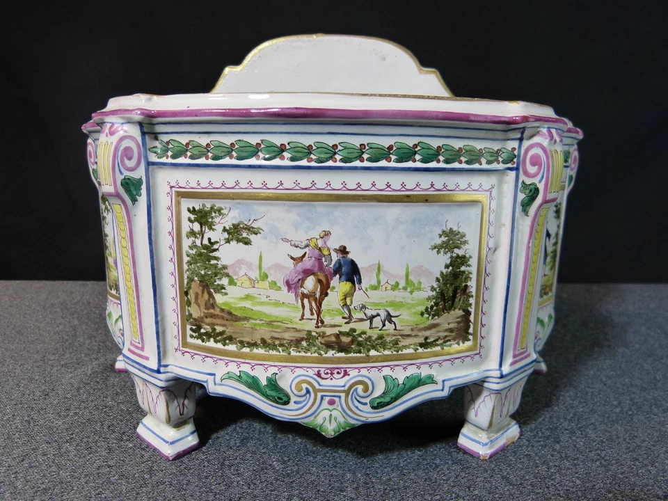 Jardinière bouquetière d'applique ancienne en faience de Sceaux 19 siècle XIX - Photo 1/4