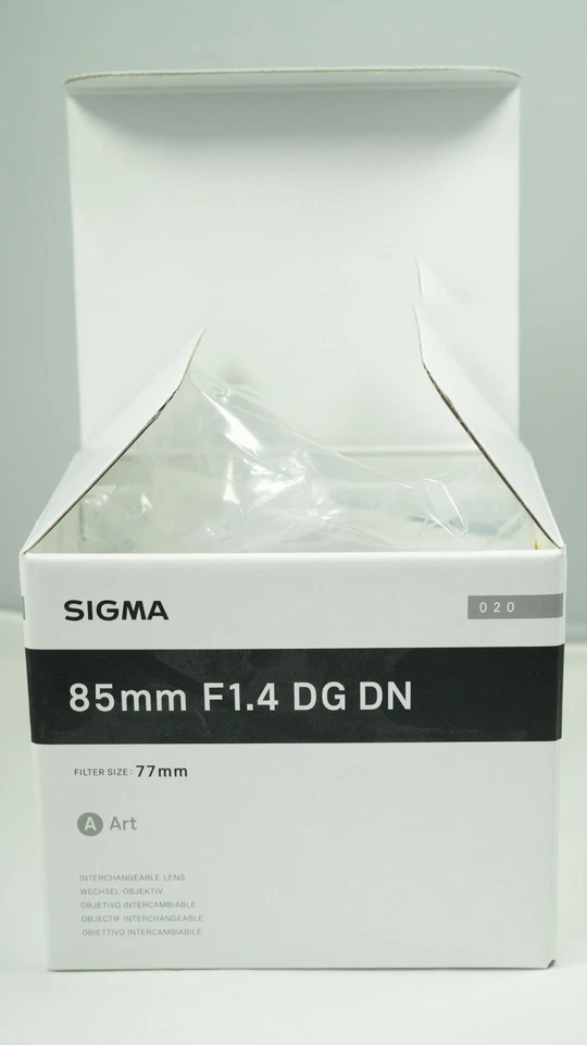 Sigma 85mm F1.4 DG  DN Lens for Sony E Mount - W/Caps,Hood&Box-Almost NEW! - Image 3 of 4