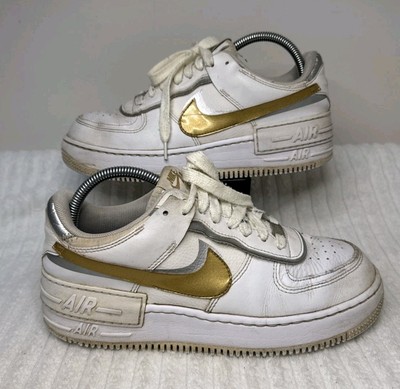 Nike Air Force One Turnschuhe Damen Größe UK 6,5 Low Shadow White Gold Schuhe