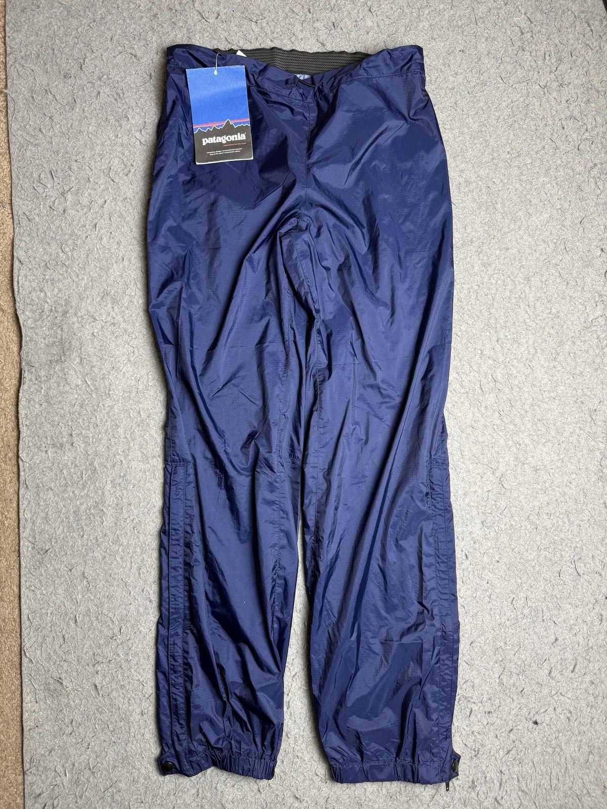 Patagonia Rain Pants Mens Small Blue Rain Shadow Waterproof Hiking 84490 NEW NWT
Opens in a new wind