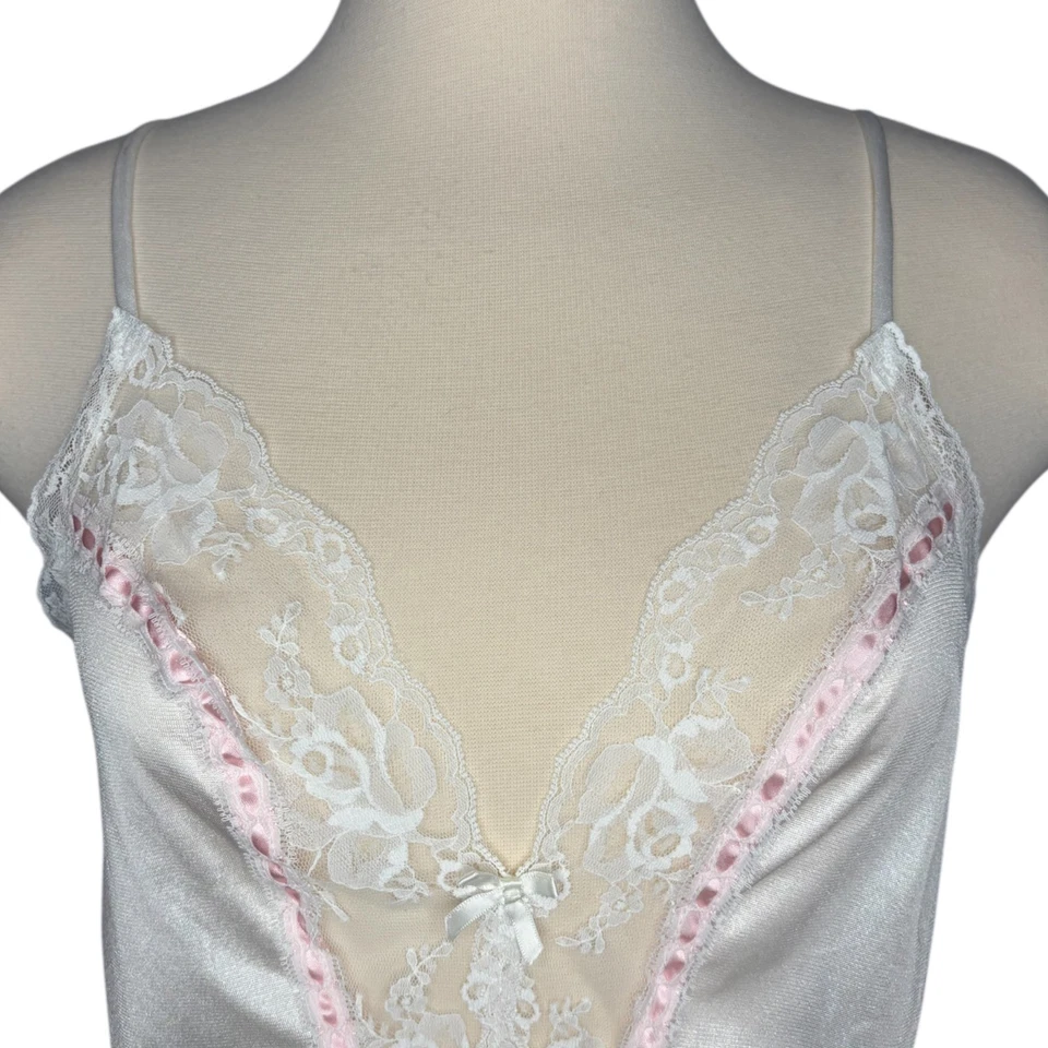 Lingerie vintage Frederick's of Hollywood branca nylon renda rosa fita tamanho M - Imagem 3 de 4