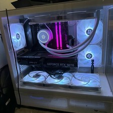 7800x3d Amd 32 gb 6000mhz ram 5070 pny oc gpu...