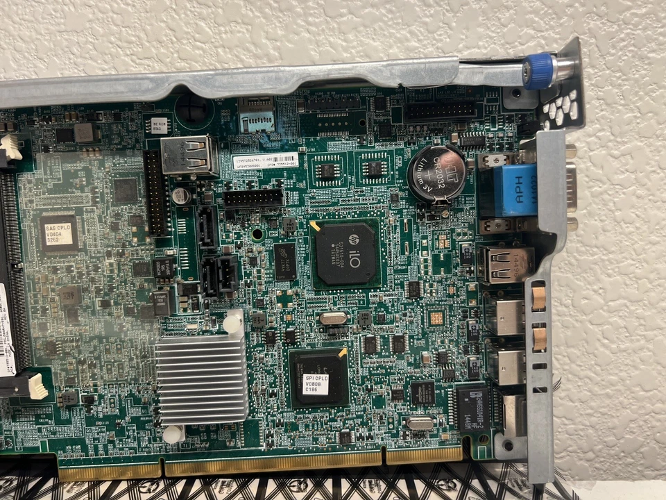 HP 735512-001 ProLiant DL580 Gen8 Serial Peripheral Interface SPI Board - Image 2 of 4