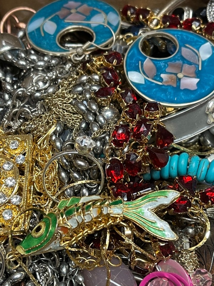 4 Pound Costume Jewelry Lot Good Use Wear Sell Craft Vintage to Now Lot