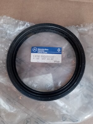 MERCEDES ATEGO    REAR WHEEL HUB OIL SEAL  115mm    GENUINE  A0109978447