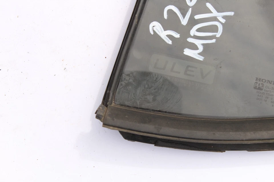 Ventana triangular lateral izquierda Acura MDX 2001-2002 R2266 Foto 4 de 4