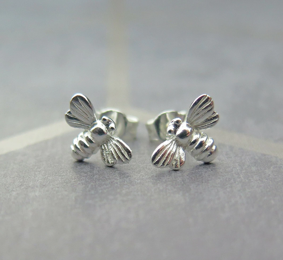 Orecchini pinguino in rilievo in argento Sterling 925 / Chiusura a