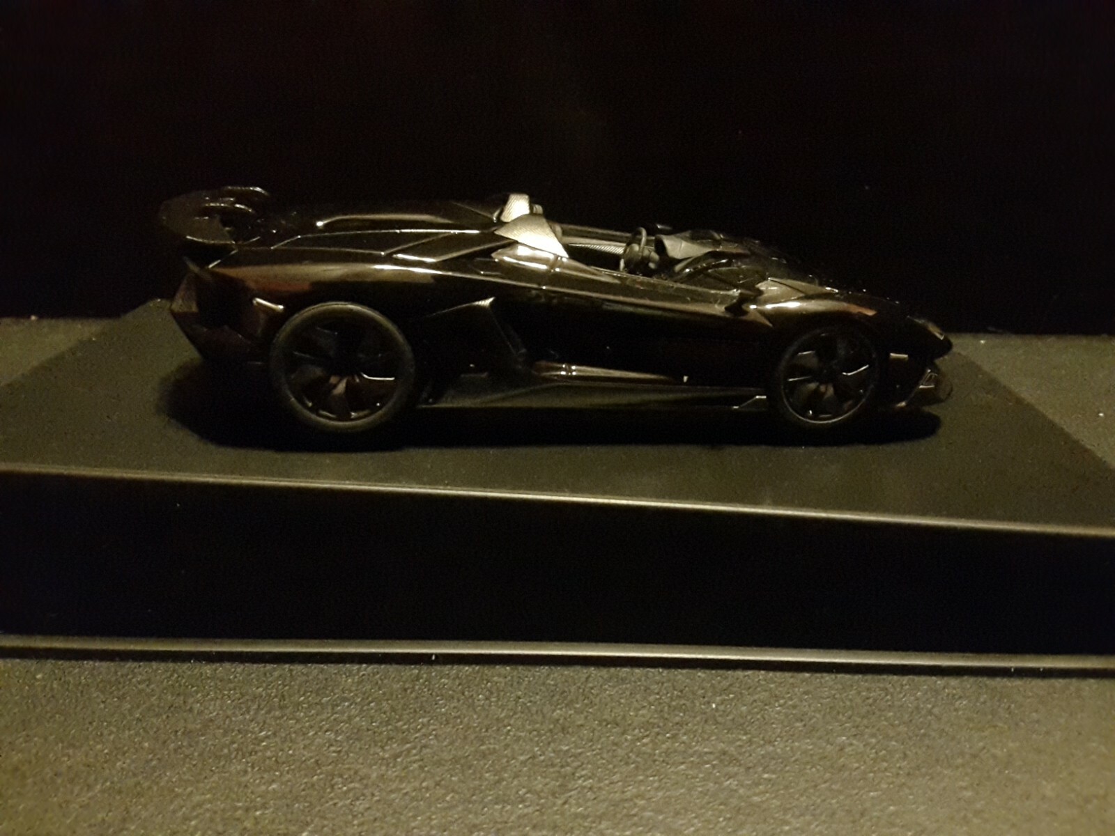 Picture 4 of 6